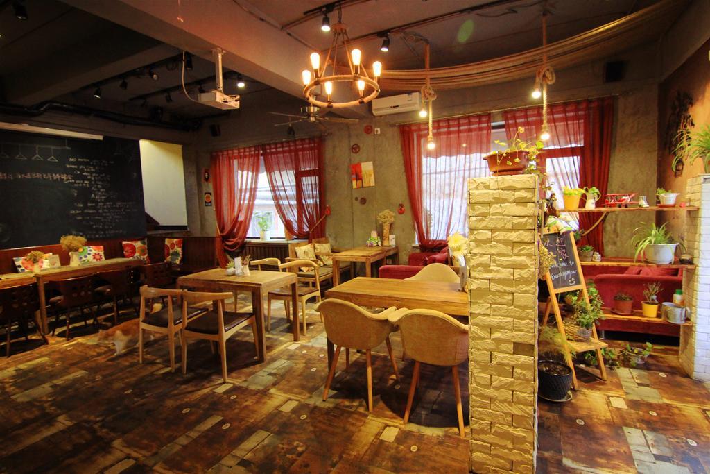 Dalian Buzz Light Year Youth Hostel Ngoại thất bức ảnh