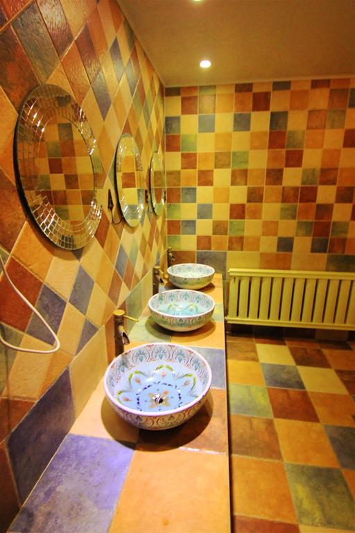 Dalian Buzz Light Year Youth Hostel Ngoại thất bức ảnh